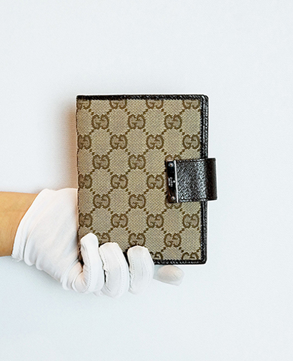 Gucci Agender, front view